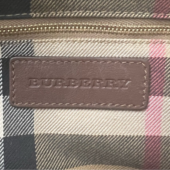 Burberry Women’s Brown Leather Tote Handbag Purse Made in Italy 100% Authentic - Picture 8 of 10